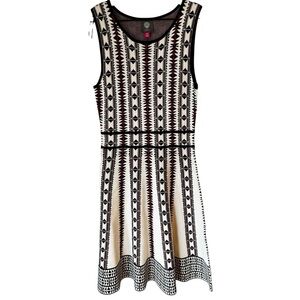 Vince Camuto - Woven Sleeveless Fit-n-Flare
Stretch Tribal Print Dress- Size XS